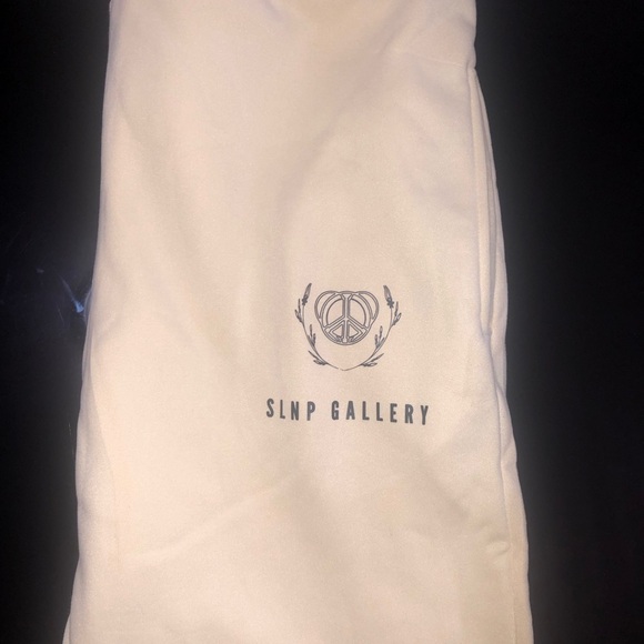 SLNP Gallery Share Love & Peace Lightweight Cream Joggers - Picture 1 of 4